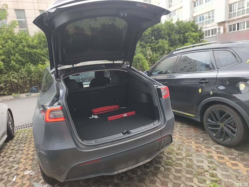 Tesla Model Y, 2021 15