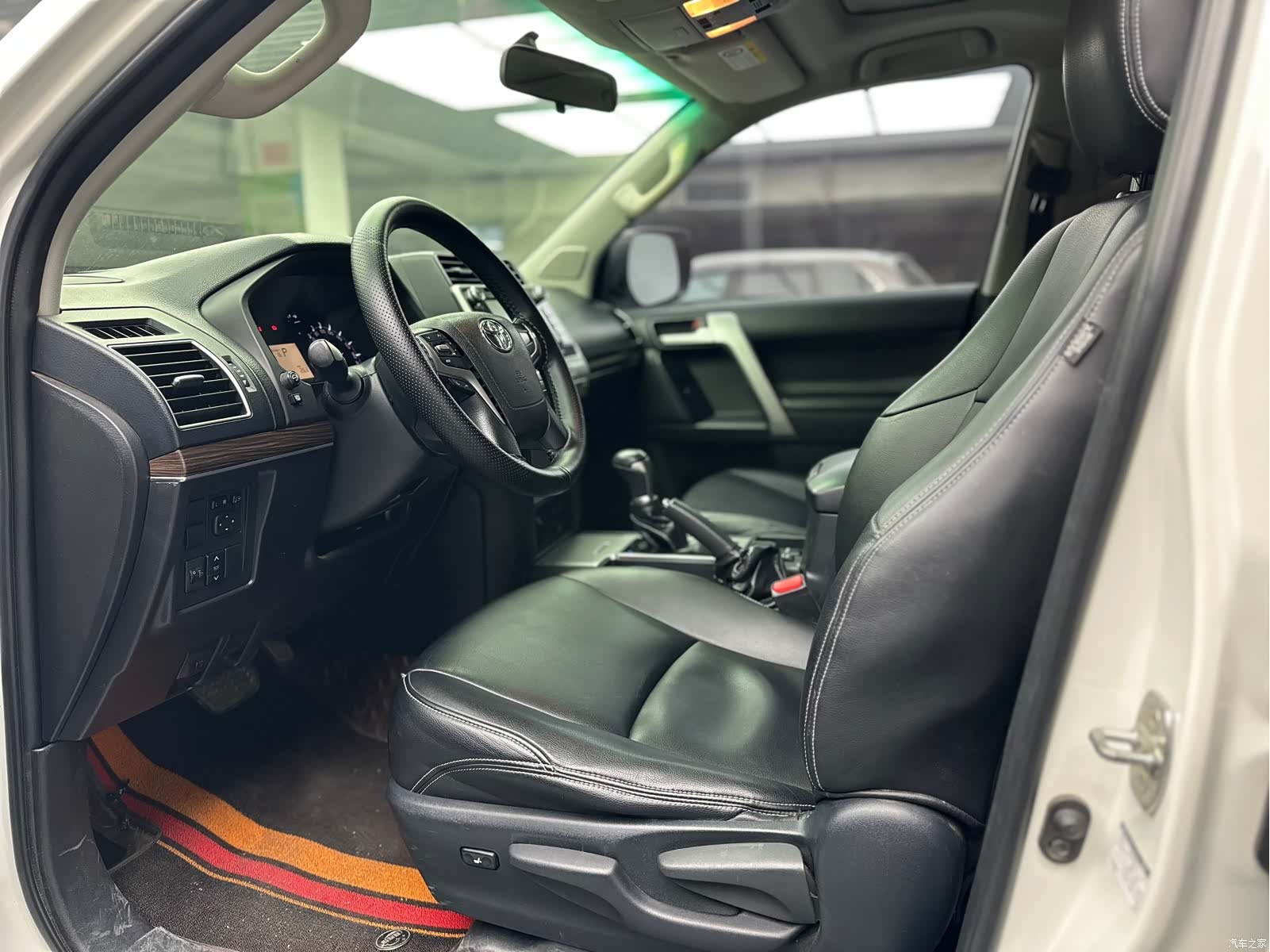 Toyota Prado, 2020 7