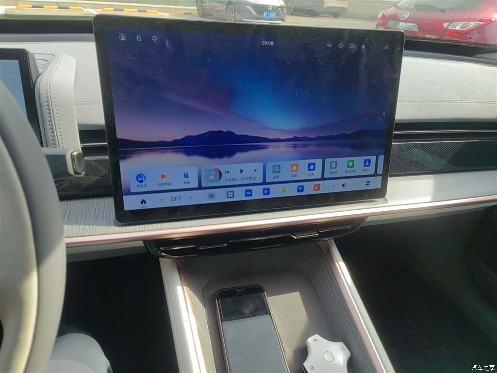 DongFeng eπ007, 2024 13