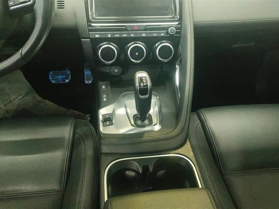 Jaguar E-PACE Jaguar E-PACE