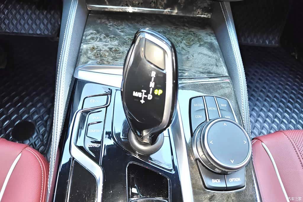 BMW 5 Series, 2023 16