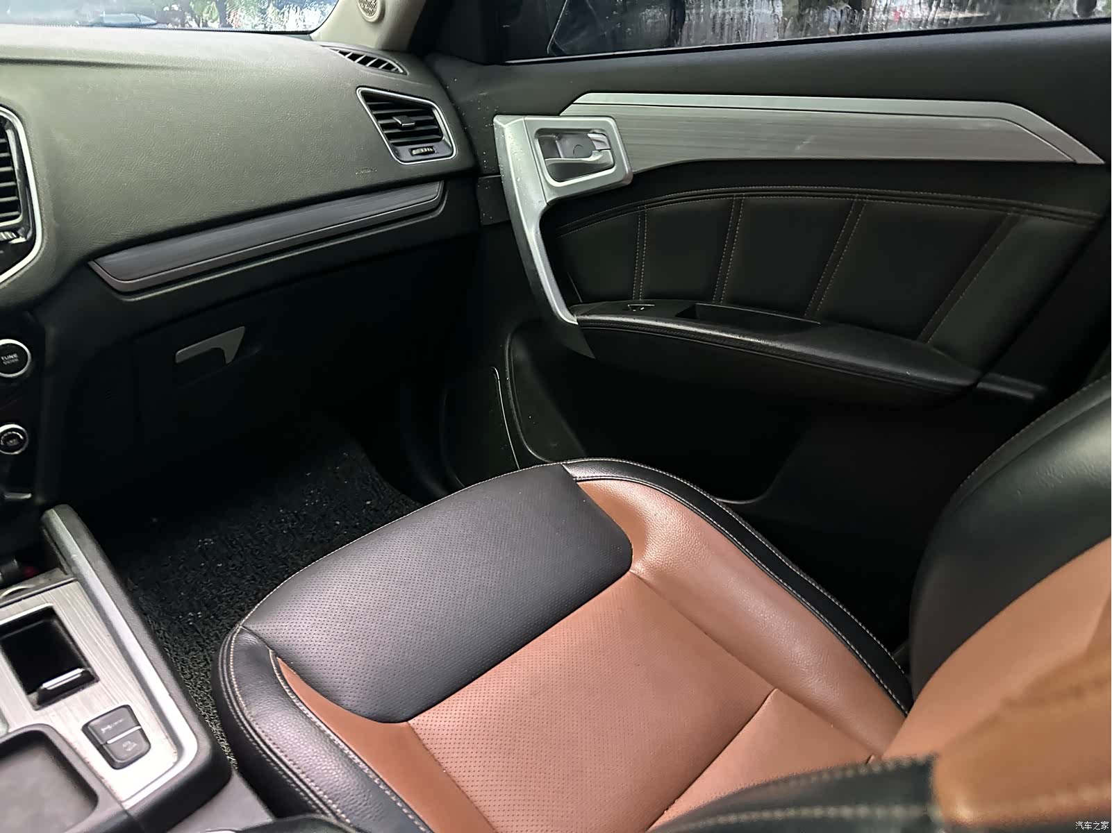 Geely X6, 2017 9