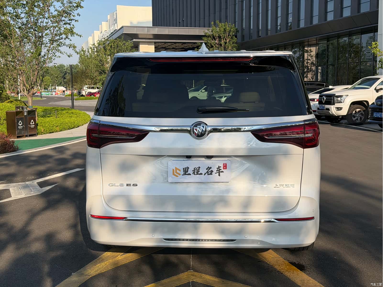 Buick GL8, 2023 6
