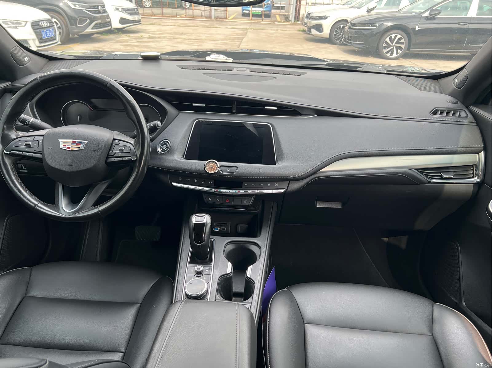Cadillac XT4, 2019 12