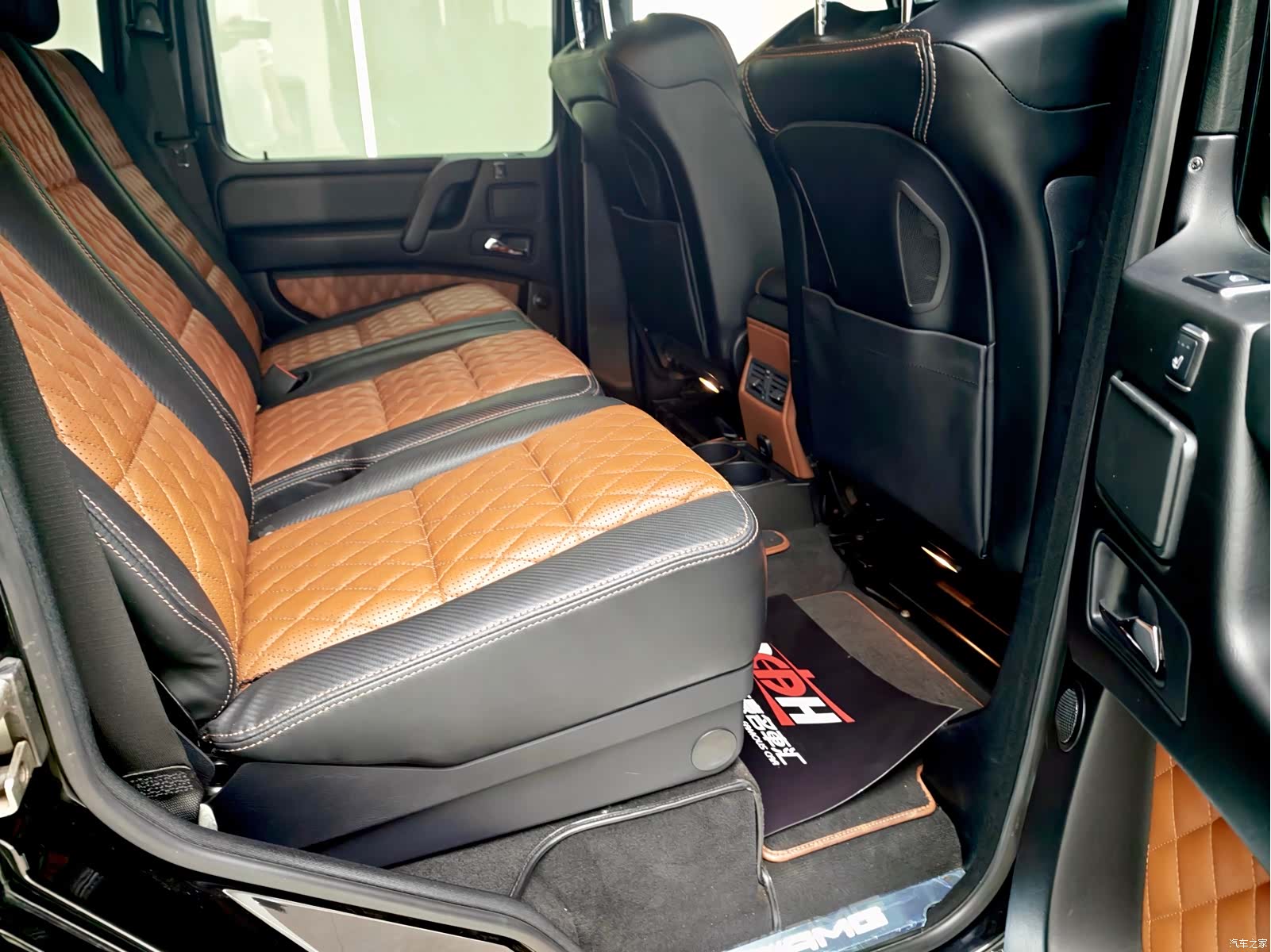 Mercedes-Benz G-Class, 2016 13
