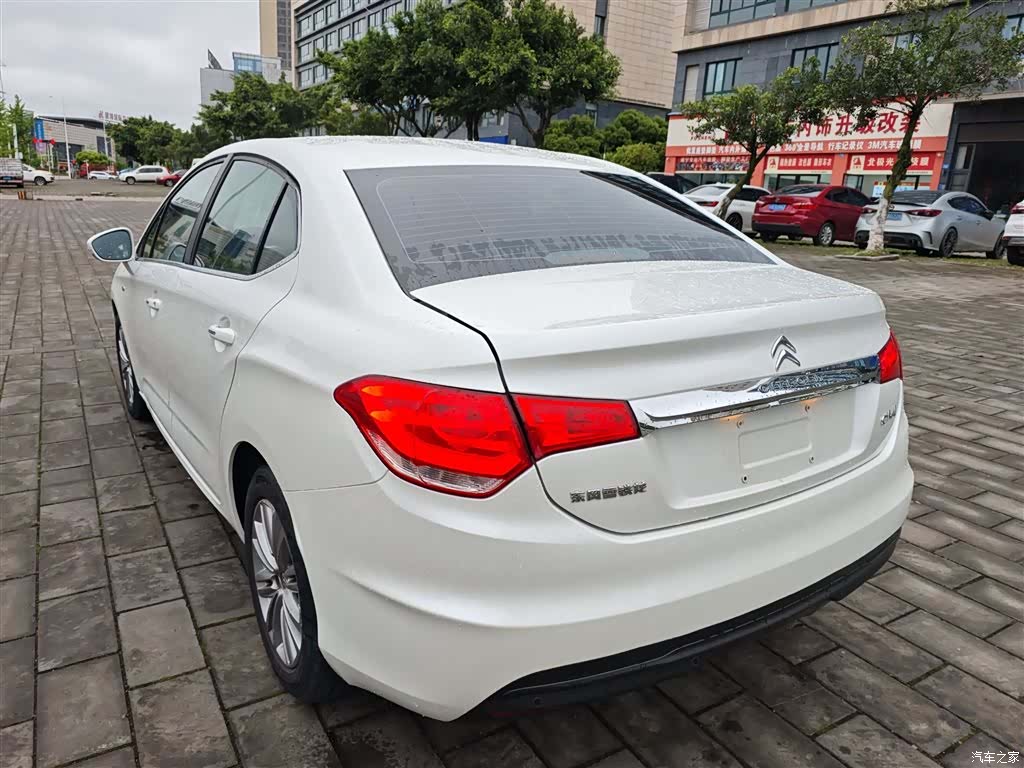 Citroen C4, 2015 все фото