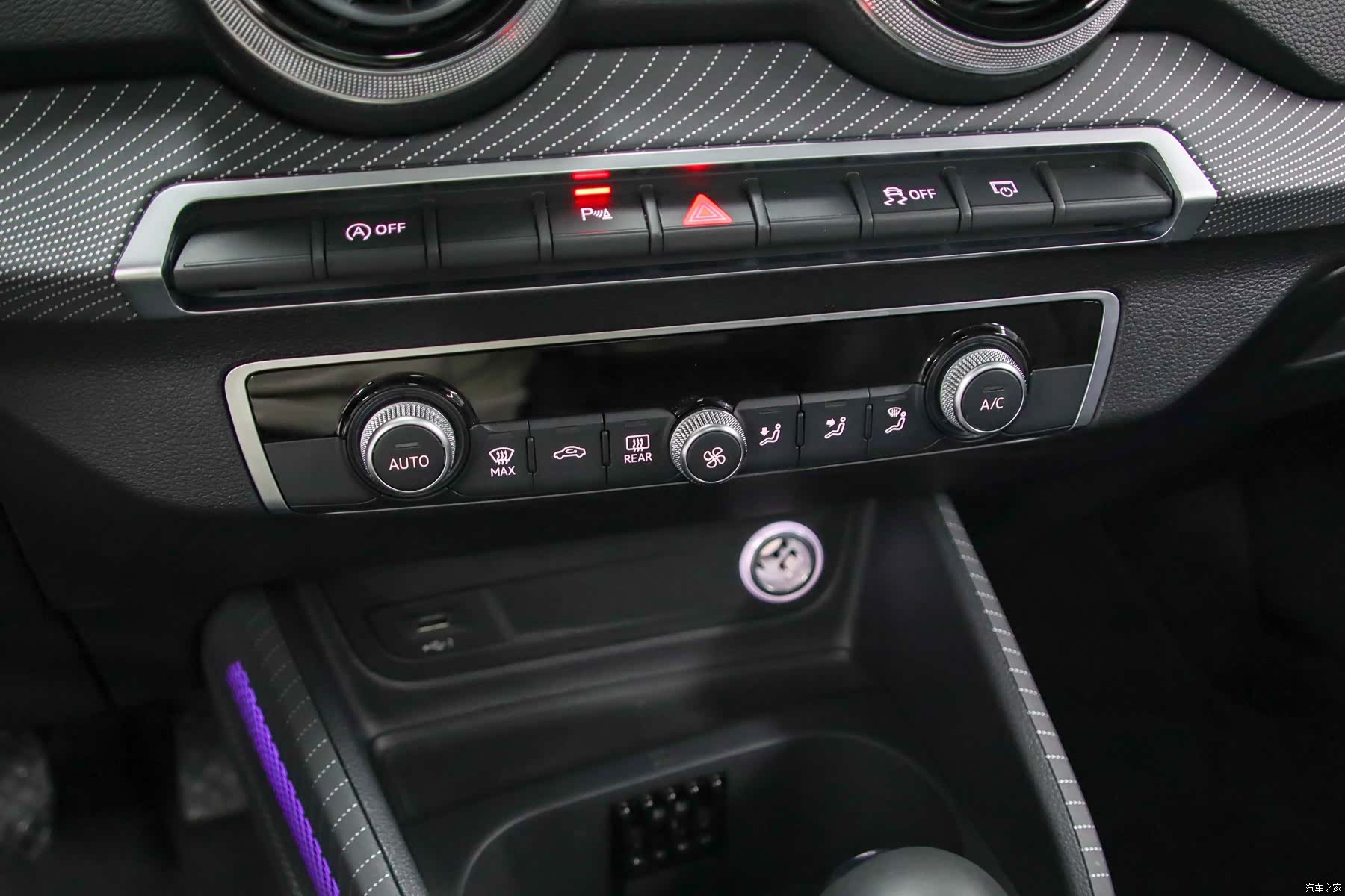 Audi Q2L, 2022 10