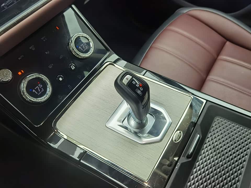 Land Rover Range Rover Aurora