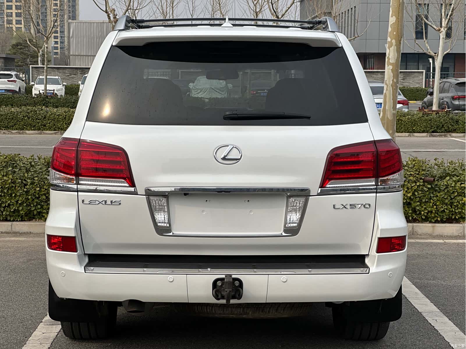 Lexus LX, 2014 4