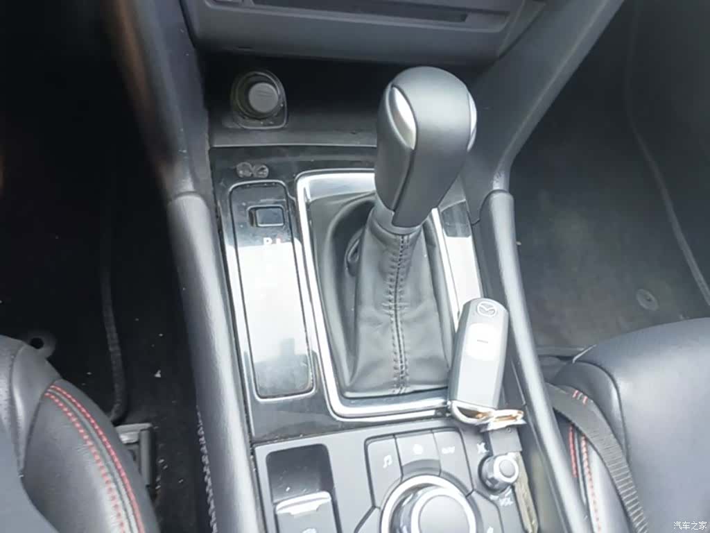 Mazda Mazda3, 2018 14