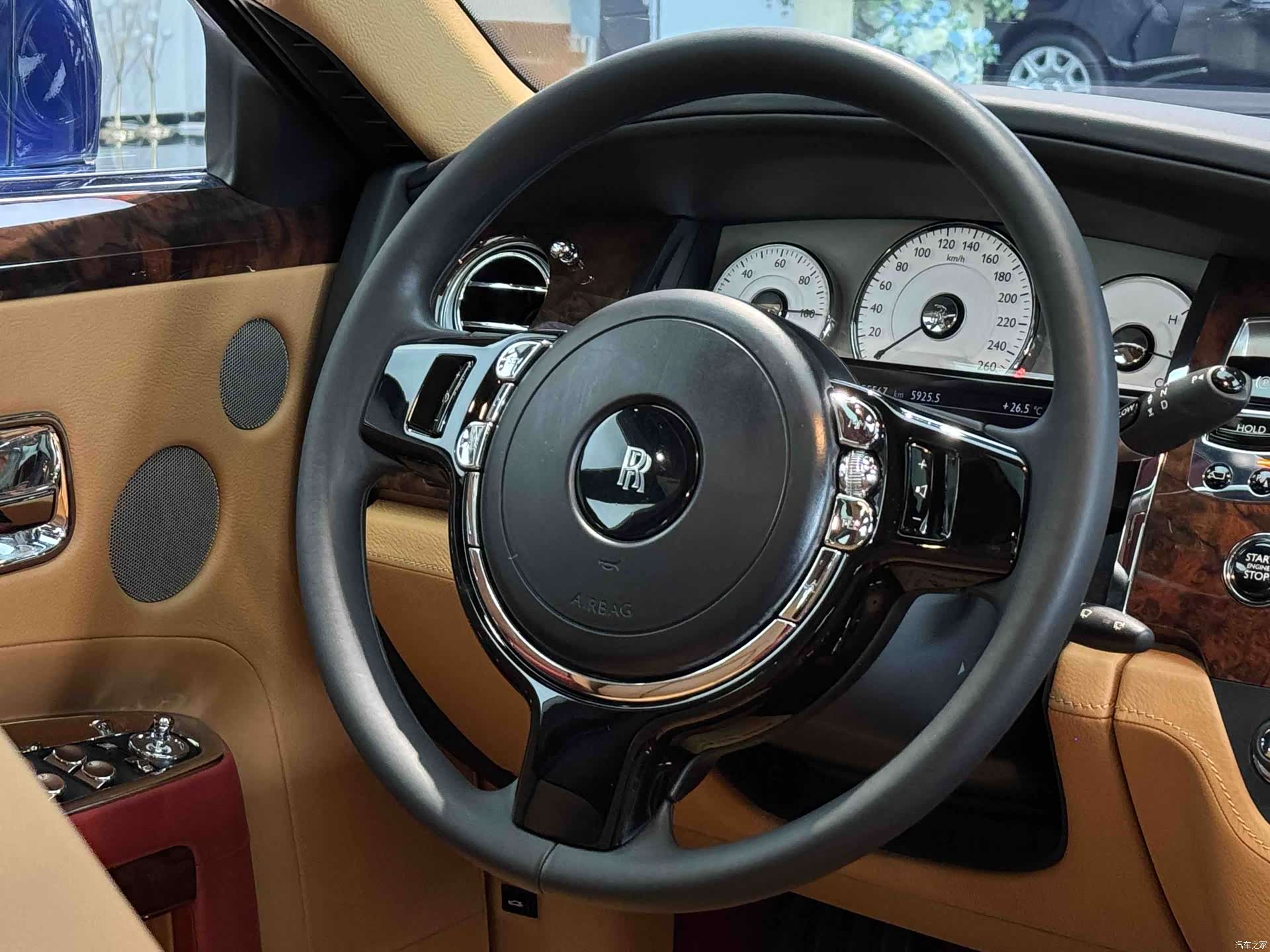 Rolls-Royce Ghost, 2013 10