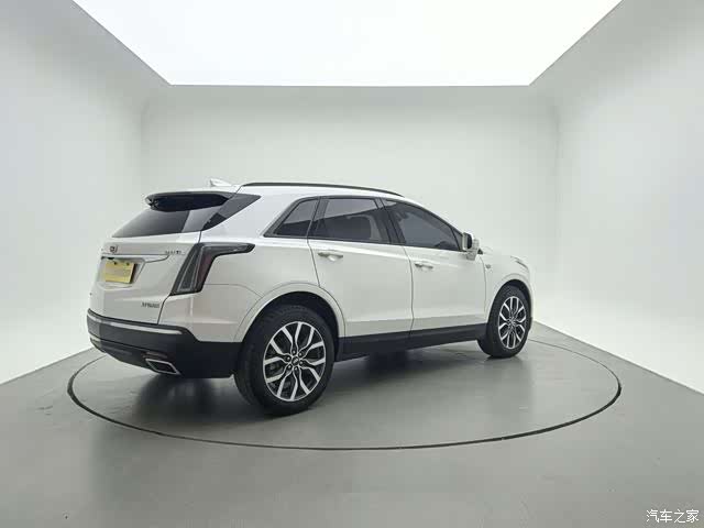 Cadillac XT5, 2023 4