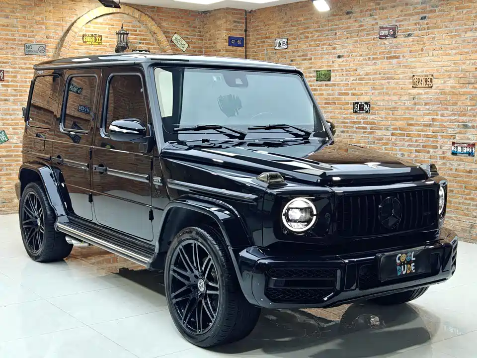 Mercedes-Benz G-class