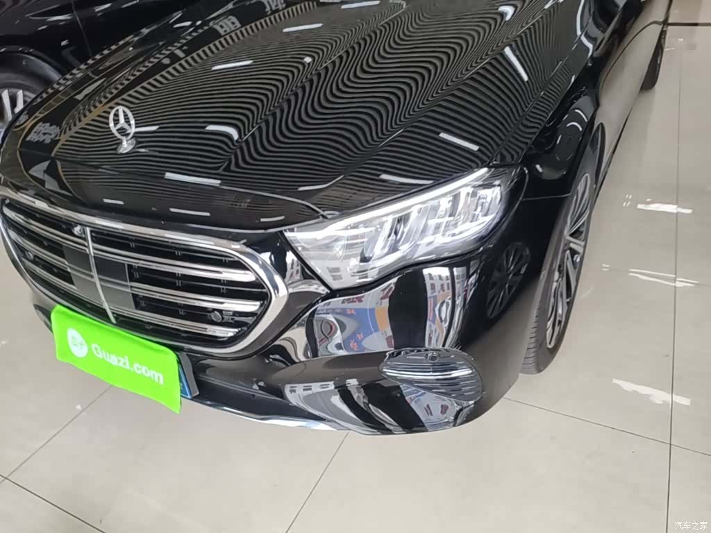 Mercedes-Benz E-Class, 2025 18