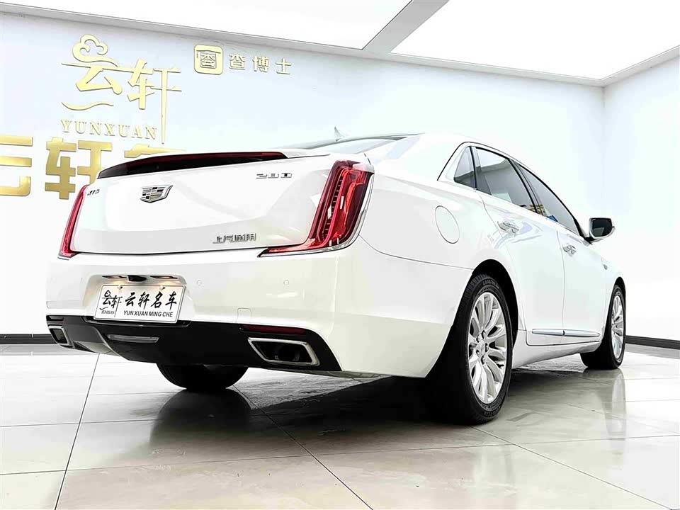 Cadillac XTS