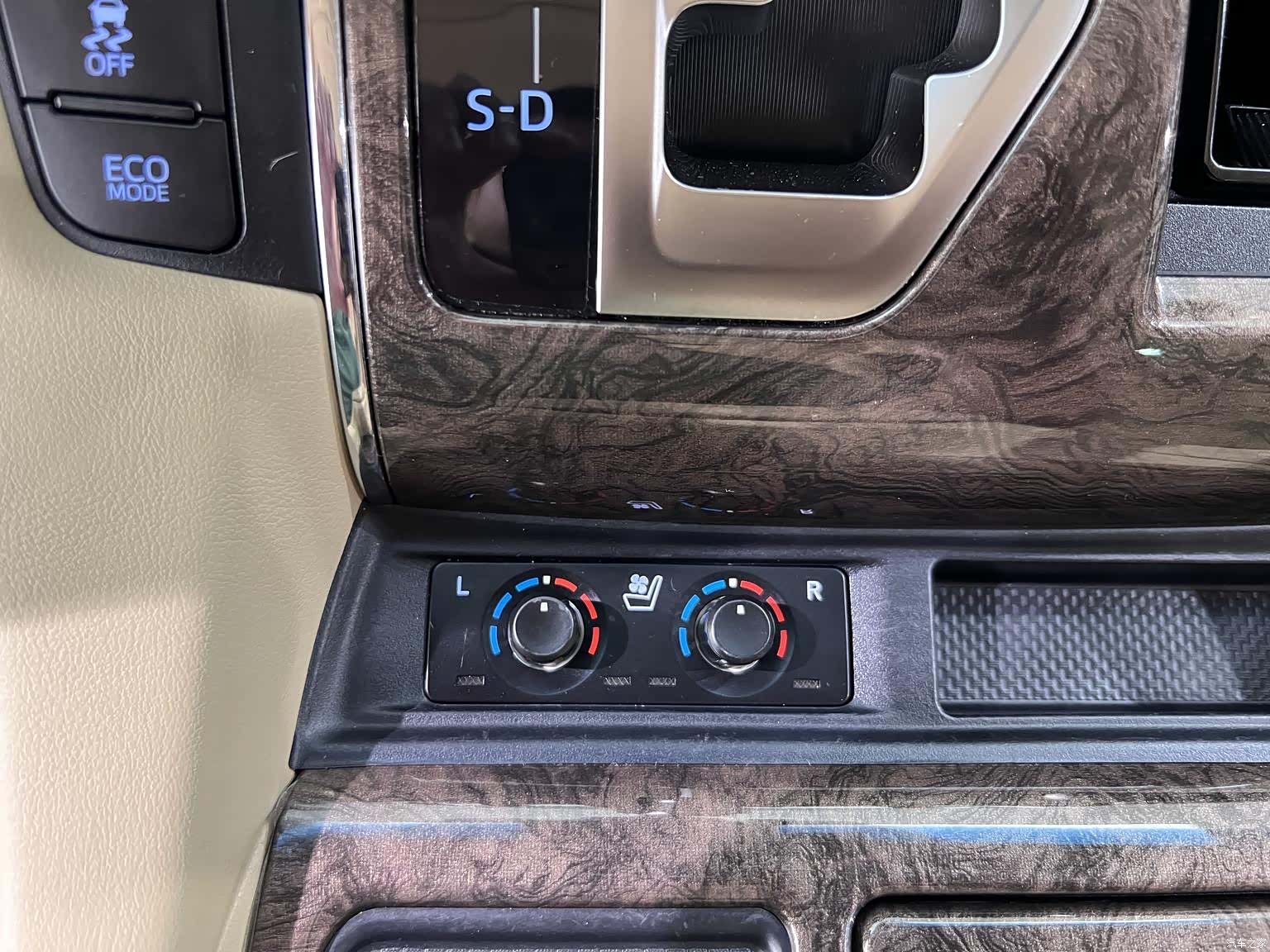 Toyota Vellfire, 2022 29