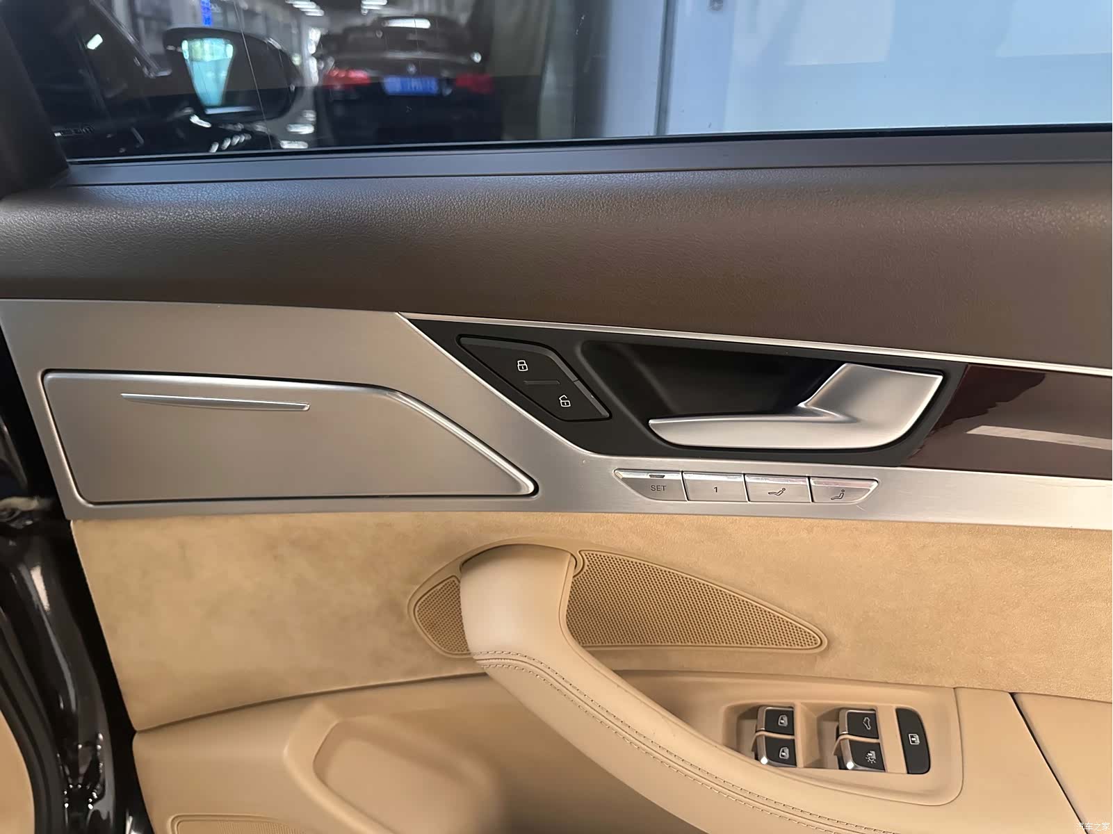 Audi A8L, 2012 17