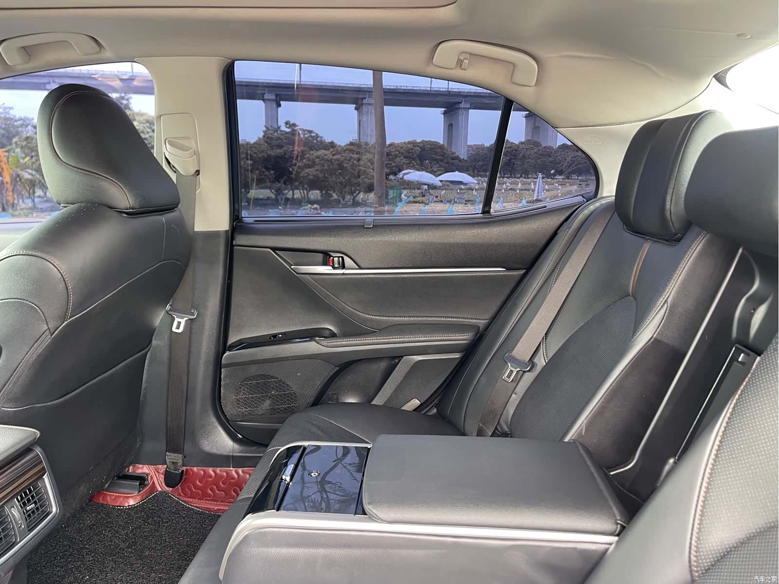 Toyota Camry, 2018 27