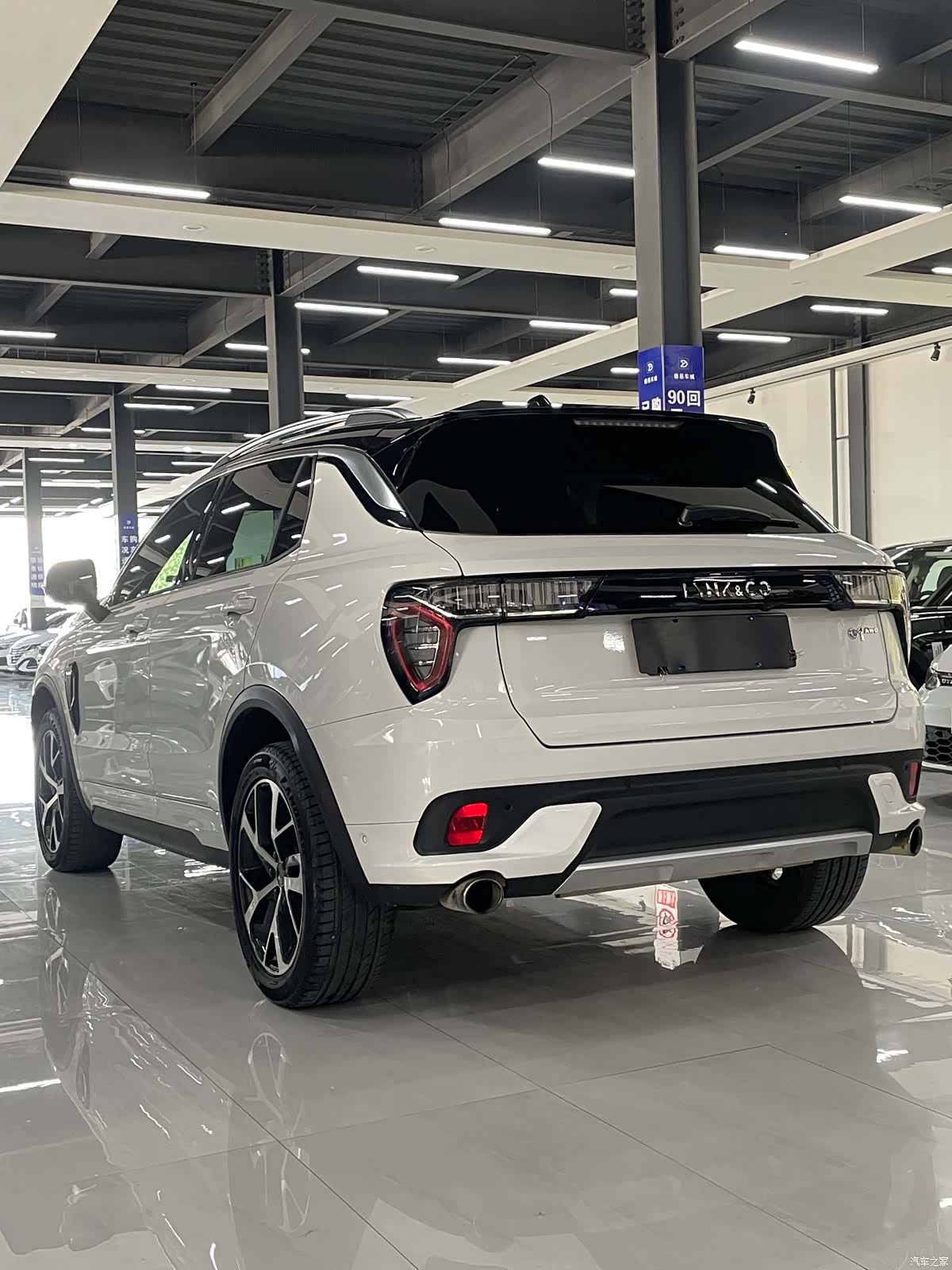 Lynk & Co 01, 2018 все фото