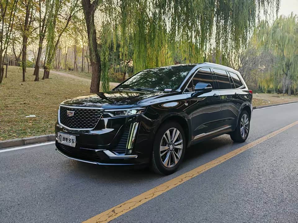 Cadillac XT6