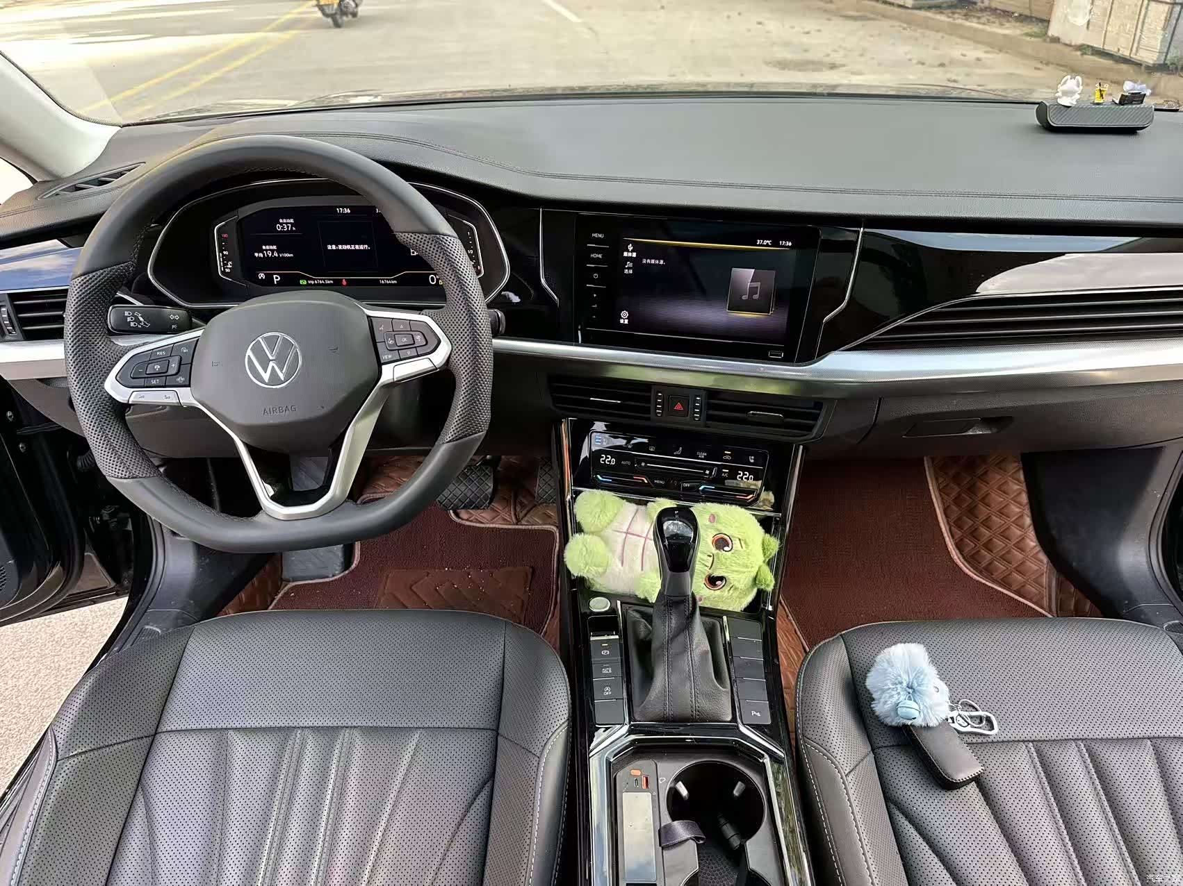 Volkswagen Passat, 2025 10