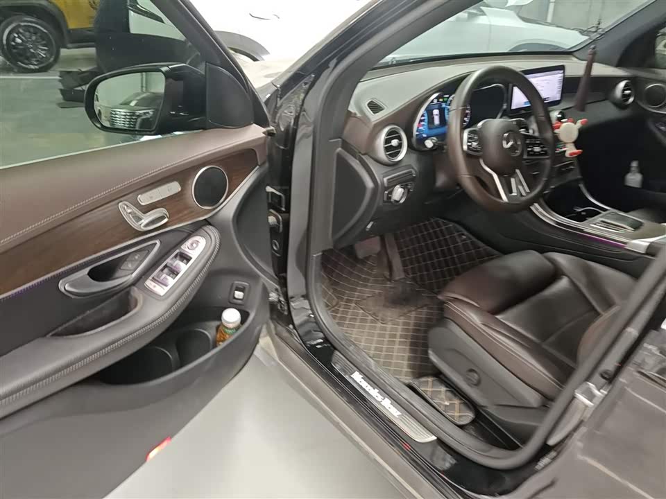 Mercedes-Benz GLC Mercedes-Benz GLC