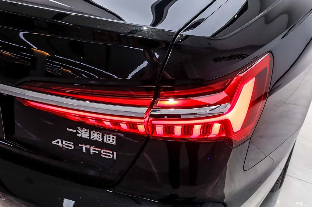 Audi A6L, 2022 11
