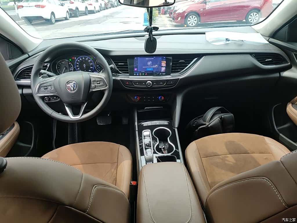 Buick Regal, 2022 10