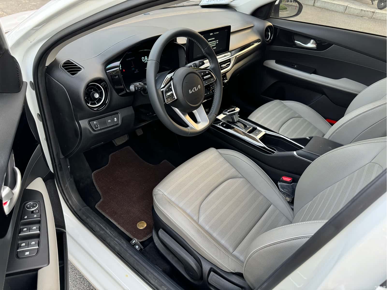 Kia K3, 2024 4