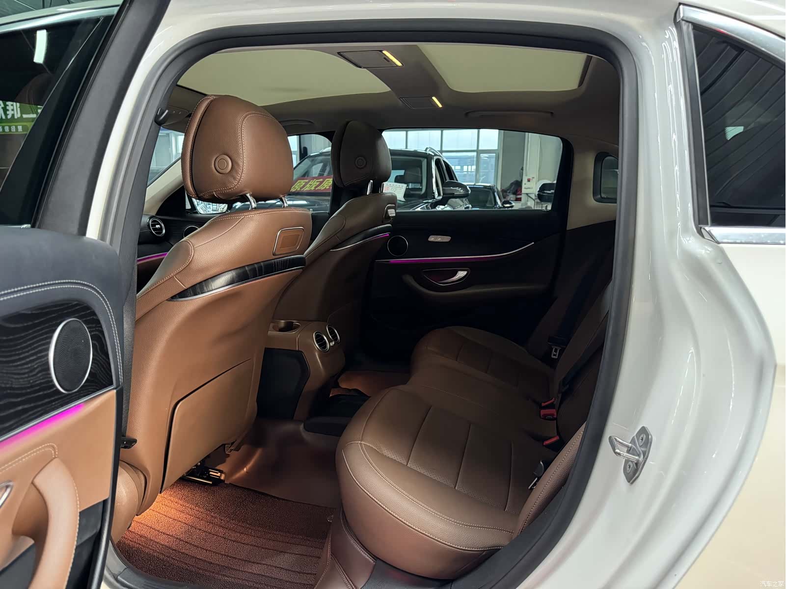 Mercedes-Benz E-Class, 2019 14