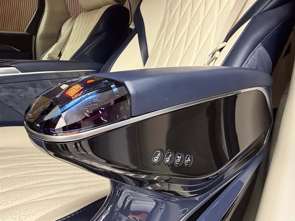 Buick GL8, 2022 21