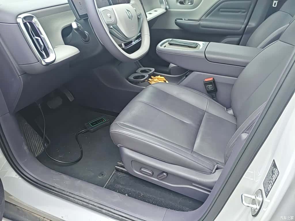 Leapmotor B10, 2025 15