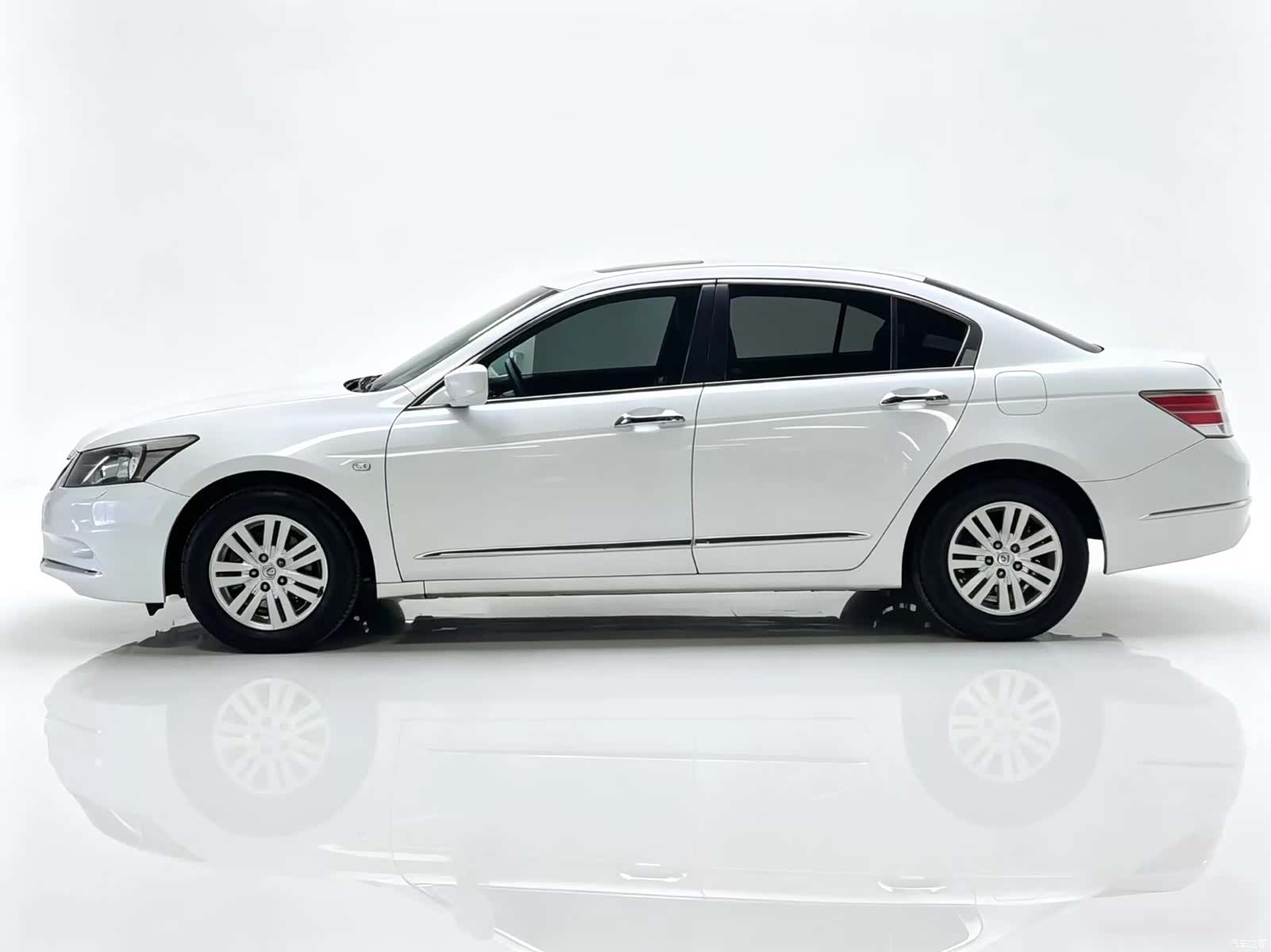 Honda Accord, 2013 4