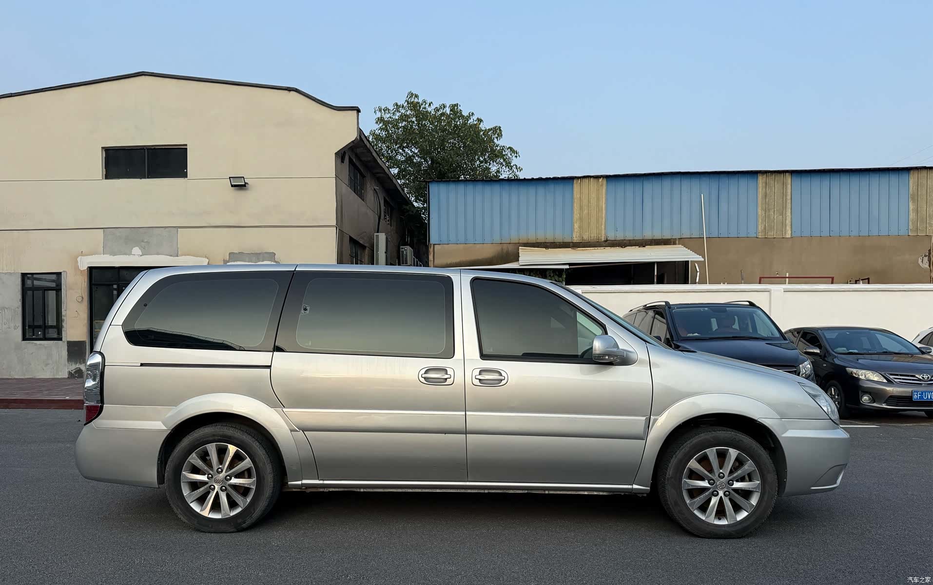 Buick GL8, 2014 13