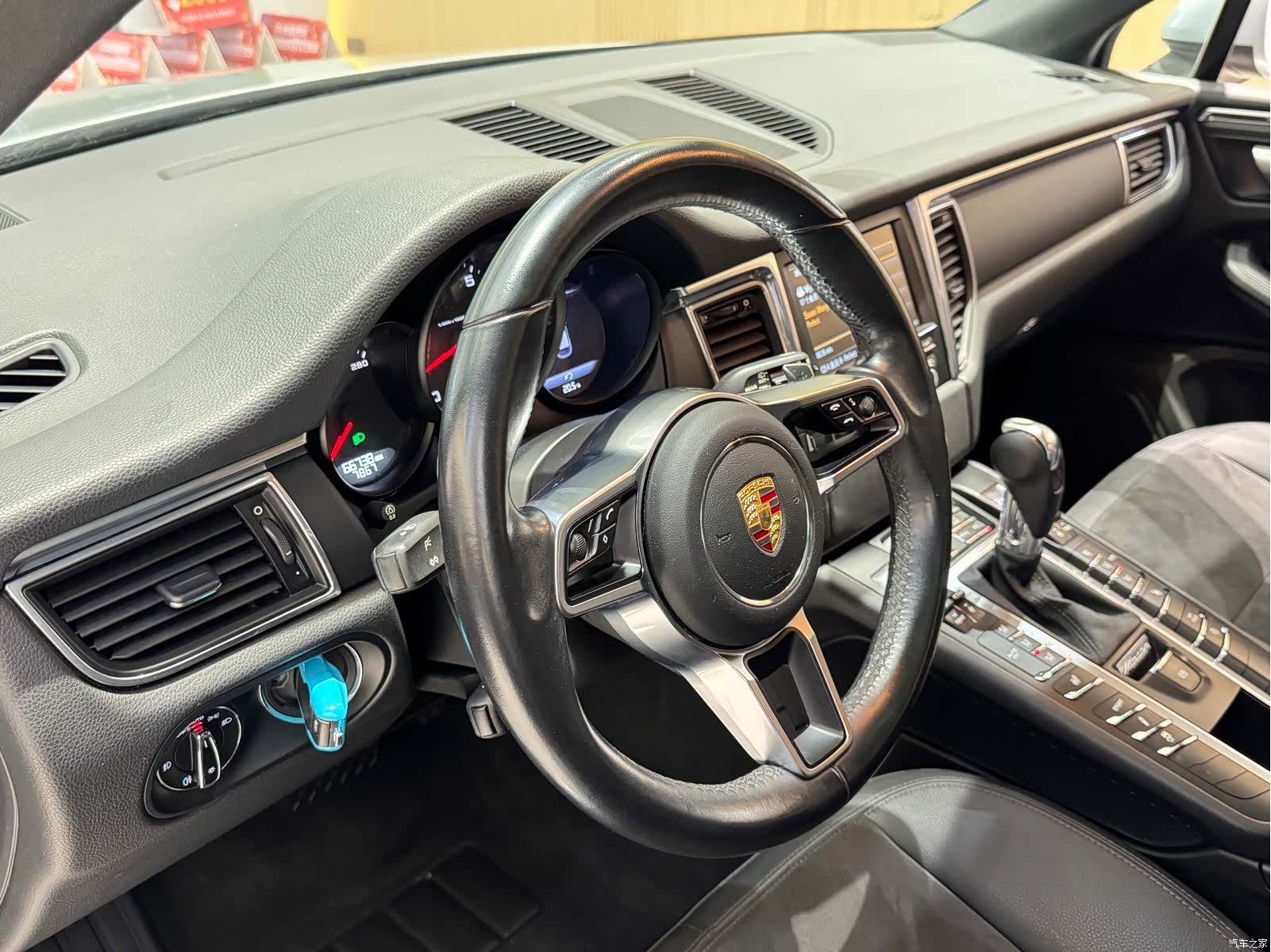 Porsche Macan, 2015 15