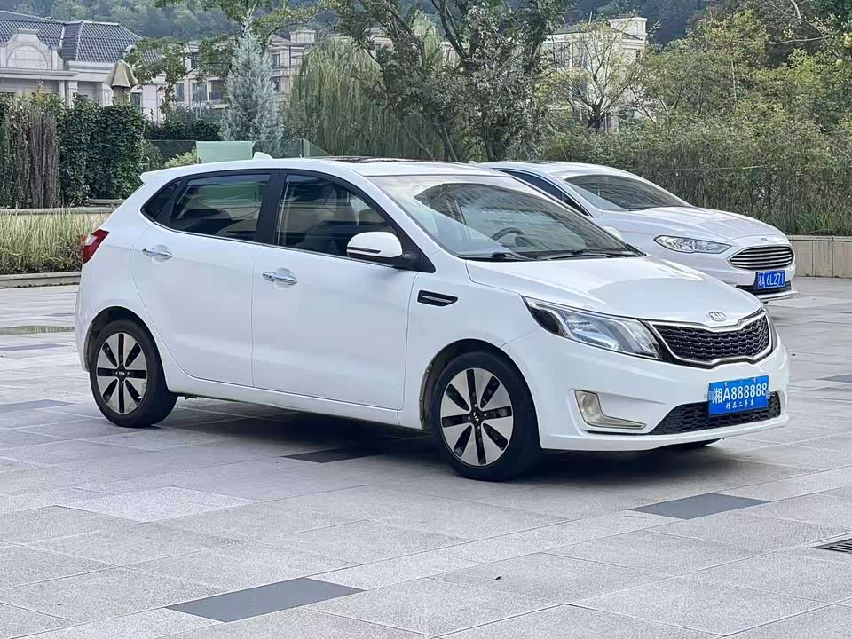 Kia K2