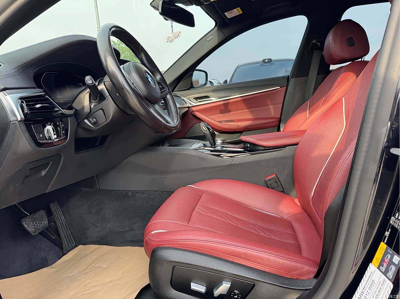 BMW 5 Series, 2022 7