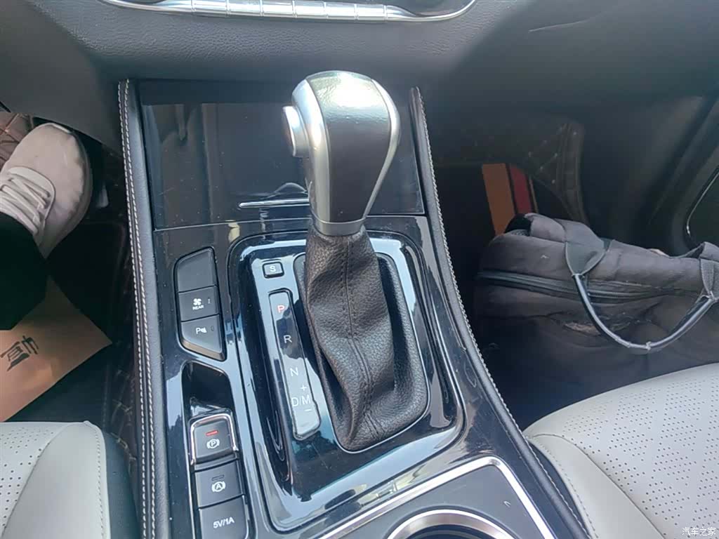 Wuling 730, 2018 14