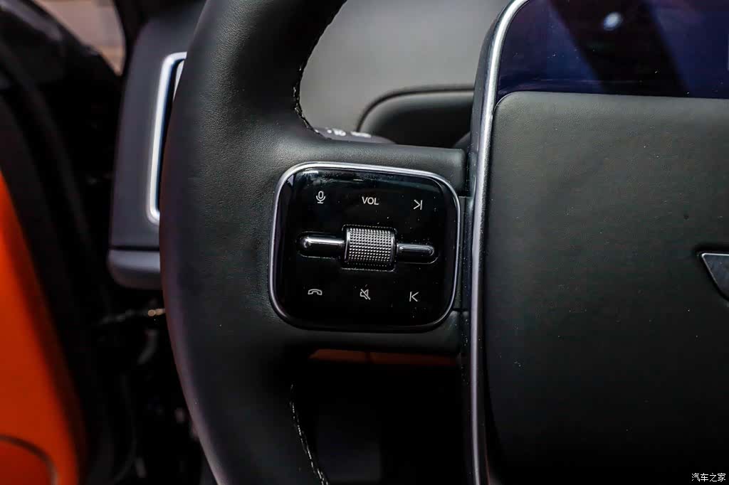 Li Auto L9, 2025 11