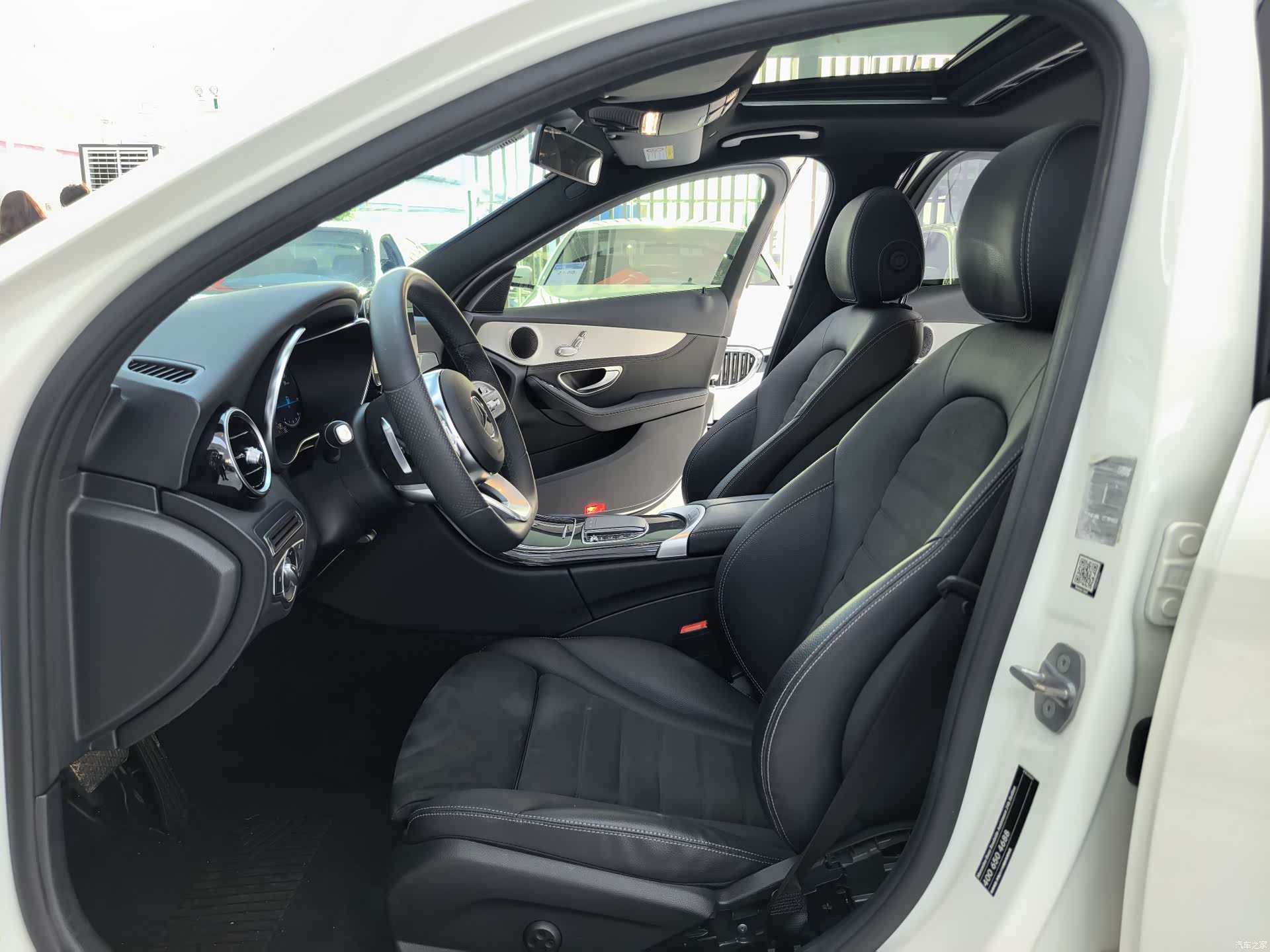 Mercedes-Benz C-Class, 2020 4