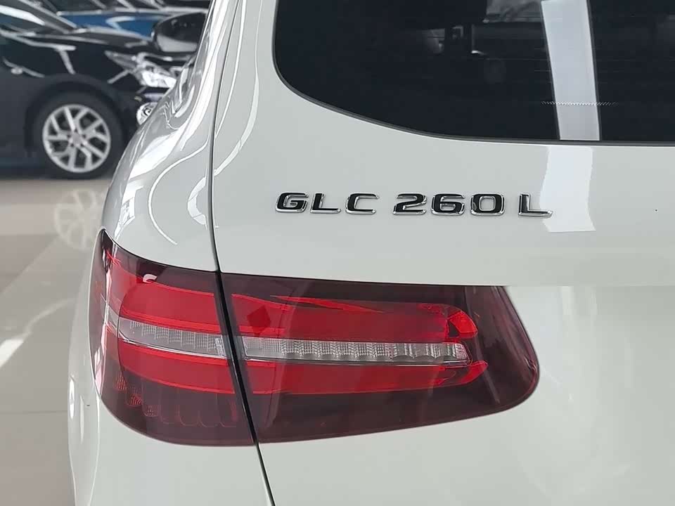 Mercedes-Benz GLC Mercedes-Benz GLC
