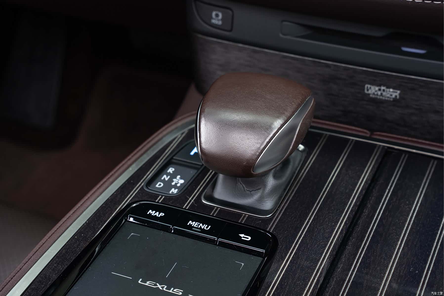 Lexus LS, 2018 15