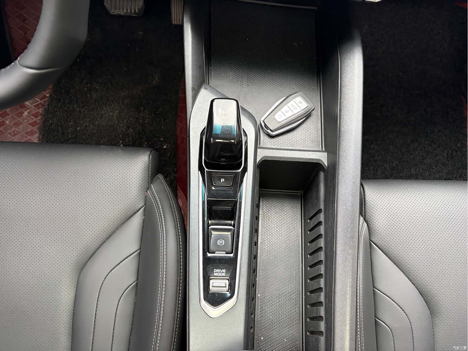 Geely Binray, 2023 11