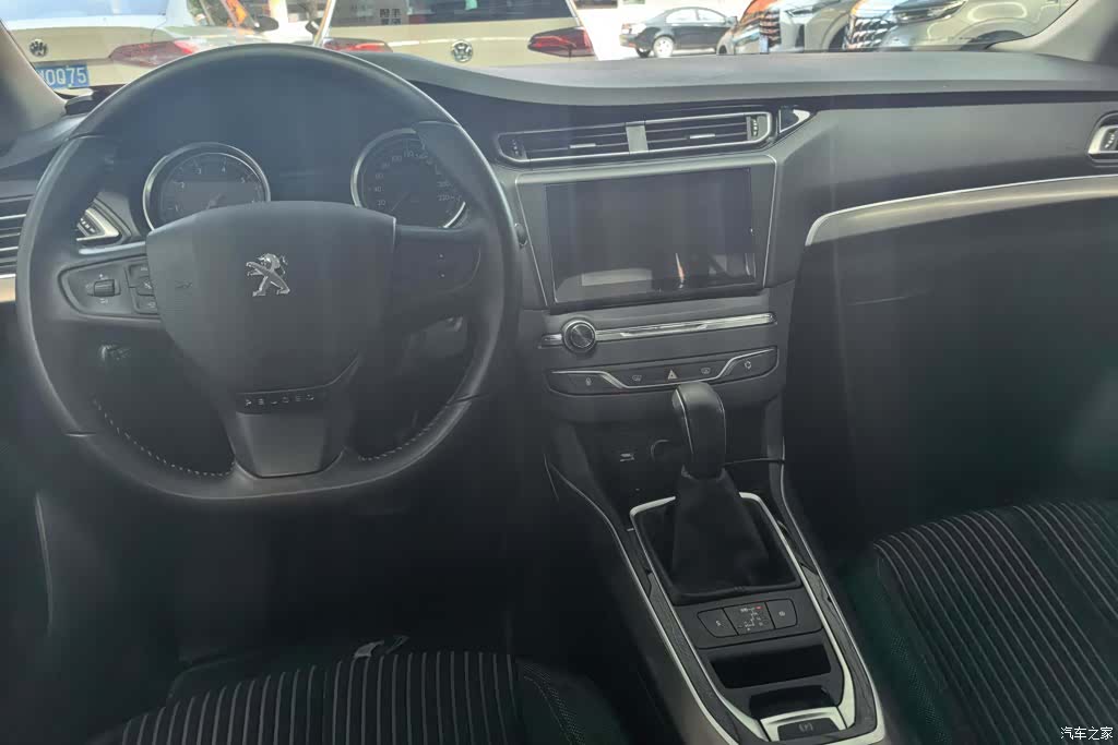 Peugeot 408, 2017 12