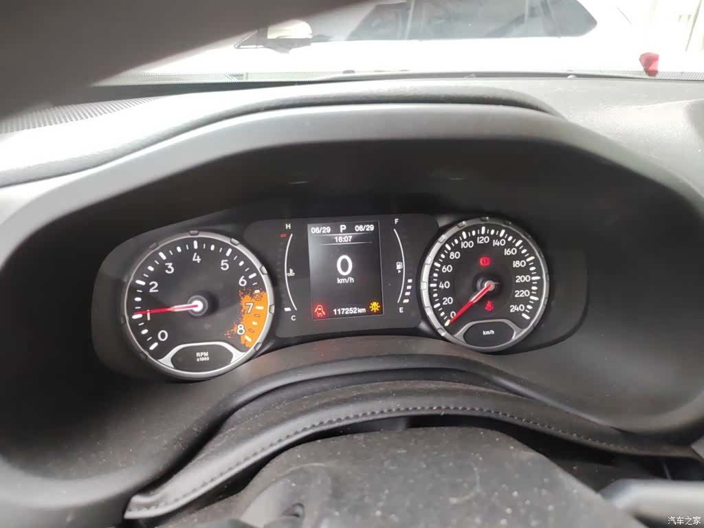 Jeep Renegade, 2016 7