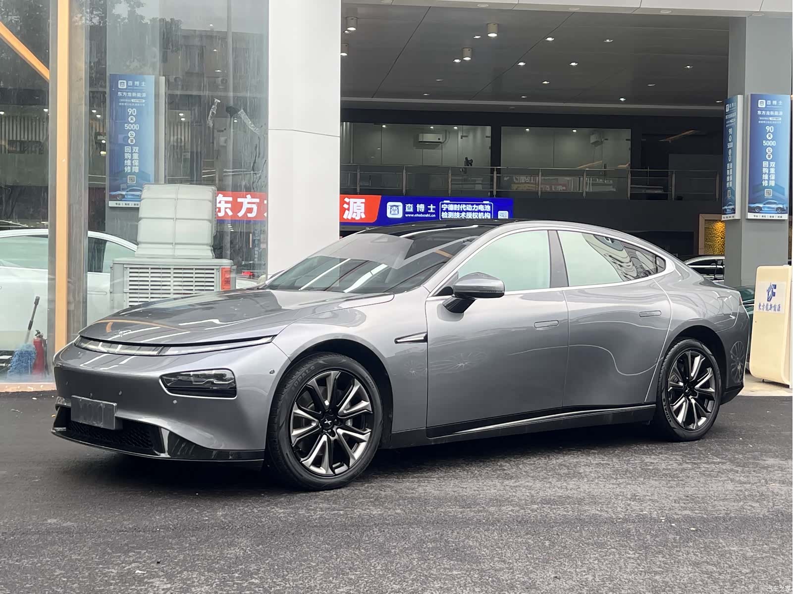 Xpeng P7, 2021 1