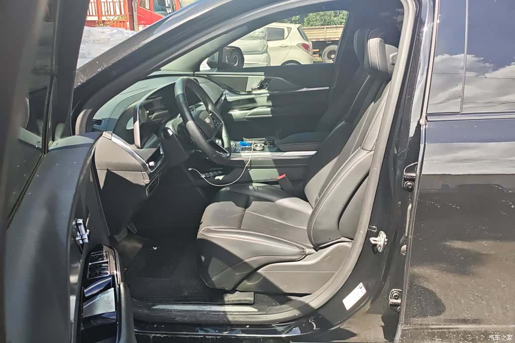 Cadillac XT5, 2024 9