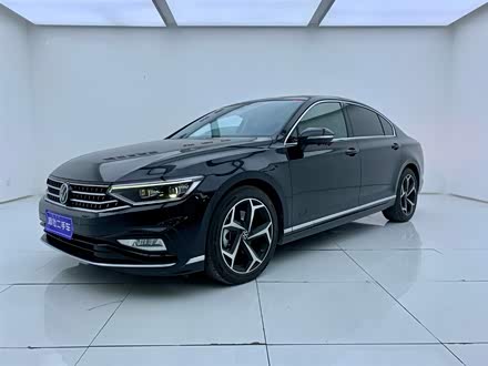  2025 Ŀ  330TSI DSG