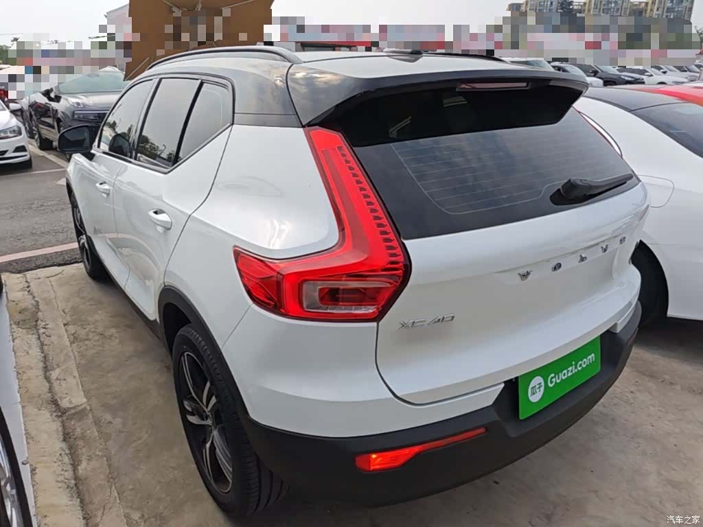 Volvo XC40, 2021 все фото