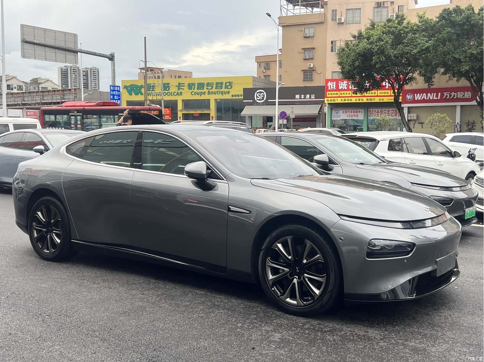 Xpeng P7, 2021 10